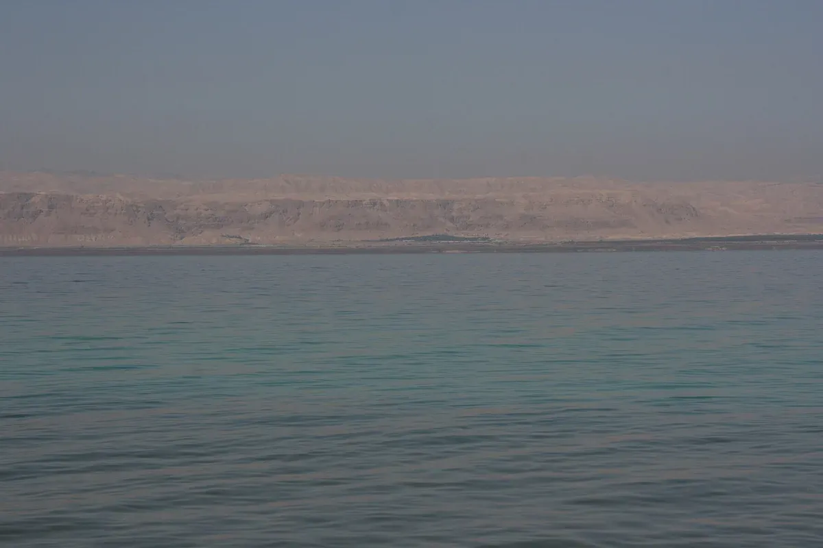 The Jordanian shore of the Dead Sea on a Dead Sea day trip from Amman